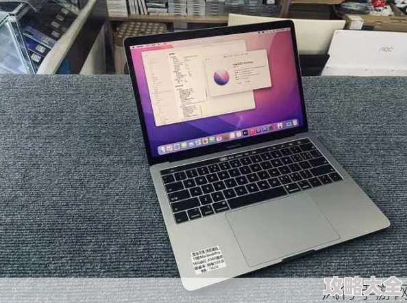 19岁macbookpro照片老伙计依然坚挺运行流畅完美展现十年使用痕迹